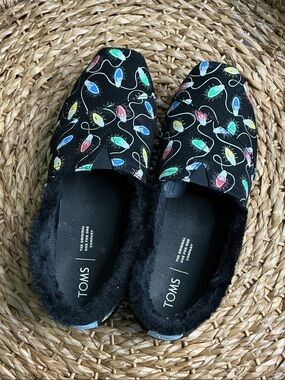 Toms Black Slip-On Mules with Multicolor Light Bulb Print